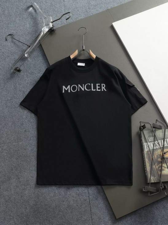 Picture of Moncler T Shirts Short _SKUMonclerXS-L24cx044981